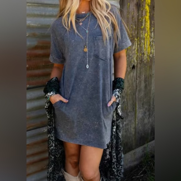 Very J Mineral Washed Navy Blue Pocket Tee T-Shirt Mini Dress Size Large - Picture 4 of 7